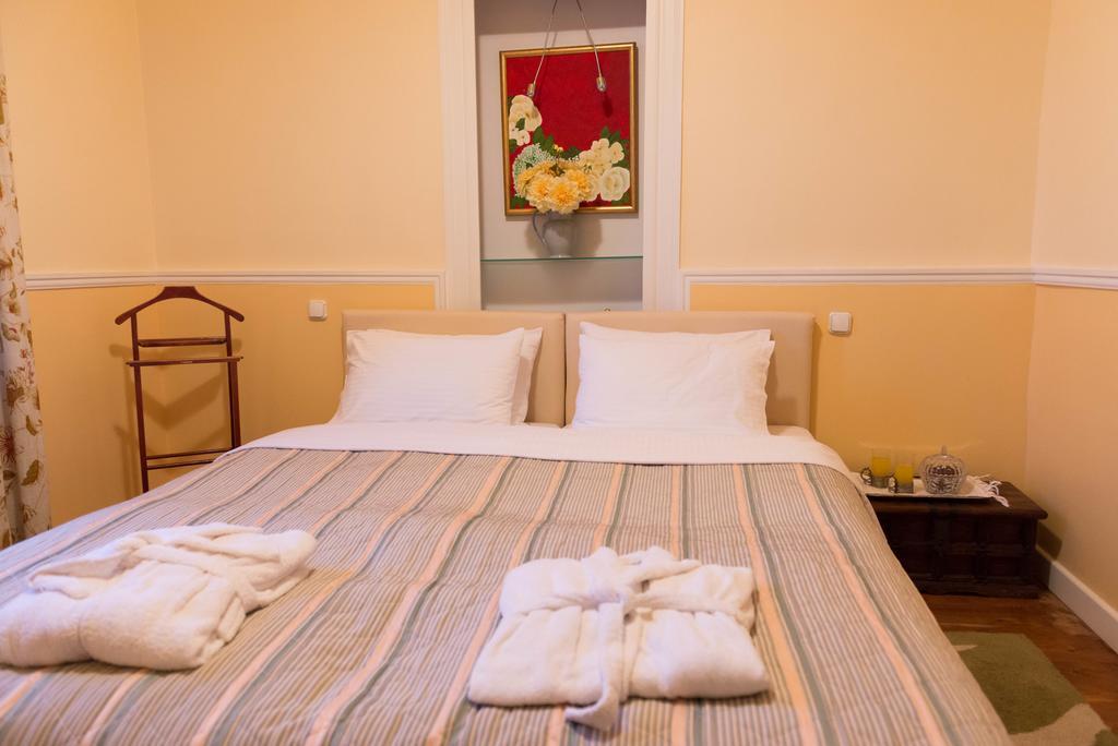 Vogiatzopoulou Guesthouse Agios Georgios Nilias Habitación foto